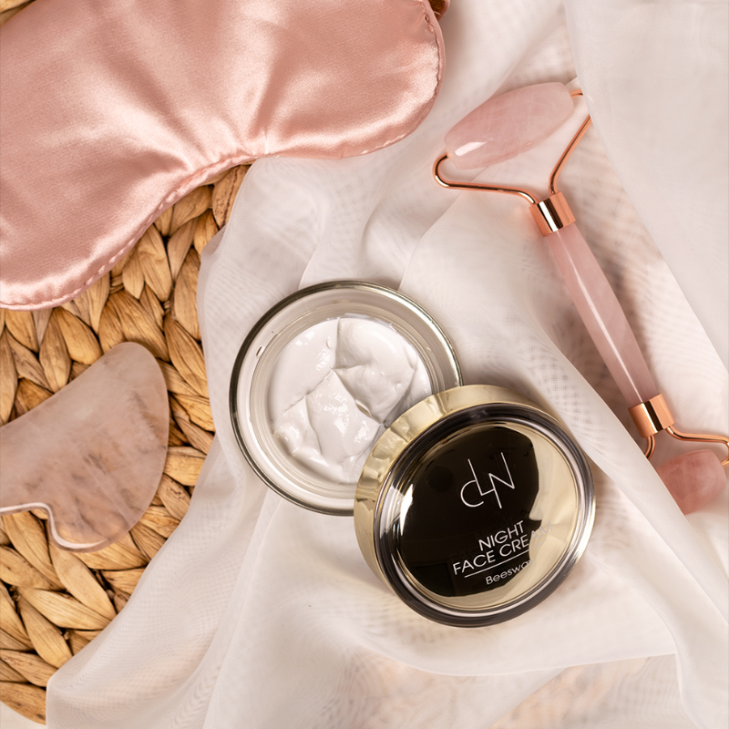 Regenerierende Nachtcreme für Gesicht, Hals und Dekolleté, 50 ml