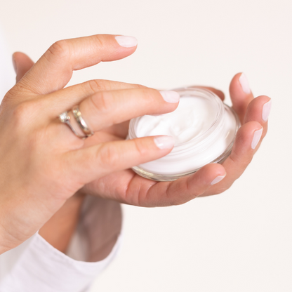 Regenerierende Nachtcreme für Gesicht, Hals und Dekolleté, 50 ml