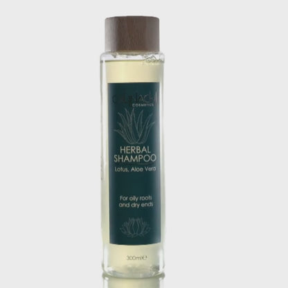 Kräutershampoo für fettige Kopfhaut und trockene Spitzen, sulfatfrei, 300 ml.